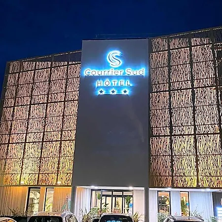 Courrier Sud Hotel 3*